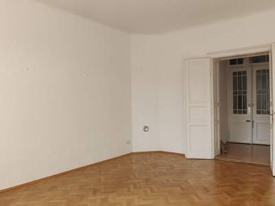 Altbauwohnung mit Balkon mieten in 8010 Graz (Bild 5)