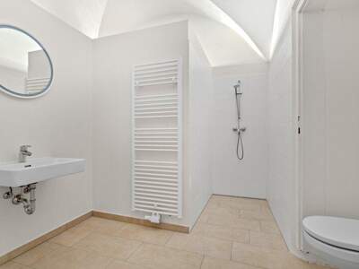 Halle / Lager / Produktion kaufen in 8490 Bad Radkersburg (Bild 1)