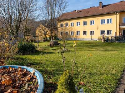 Altbauwohnung mit Balkon mieten in 4113 St. Martin (Bild 2)
