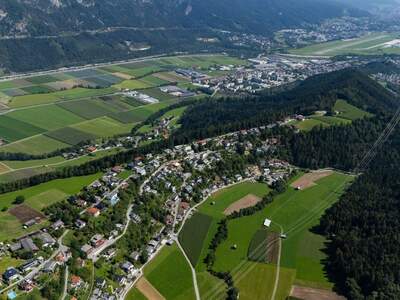 Grundstück kaufen in 6094 Axams