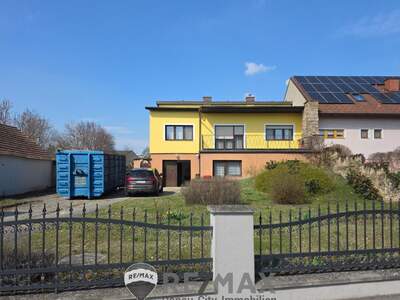 Einfamilienhaus kaufen in 2004 Niederhollabrunn (Bild 1)