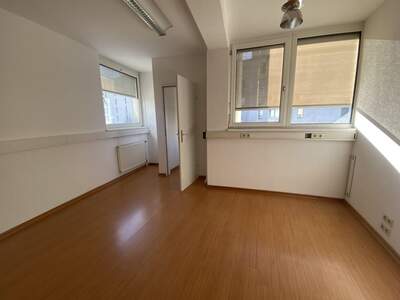 Gewerbeobjekt mieten in 6020 Innsbruck (Bild 2)