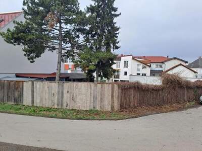 Grundstück kaufen in 2000 Stockerau