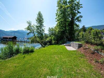 Wohnung mit Balkon kaufen in 4801 Traunkirchen