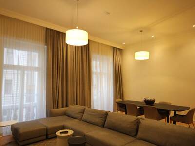 Altbauwohnung mieten in 1010 Wien (Bild 2)