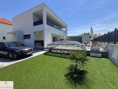 Haus kaufen in 23206 Sukošan (Bild 3)