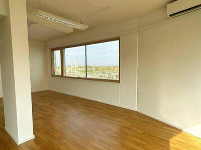 Gewerbeobjekt mieten in 2232 Deutsch