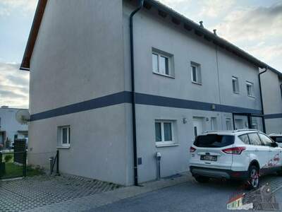 Mehrfamilienhaus kaufen in 2514 Traiskirchen (Bild 2)