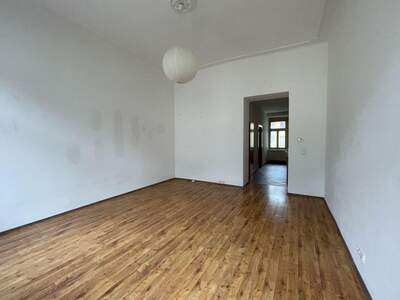 Altbauwohnung kaufen in 1150 Wien (Bild 2)