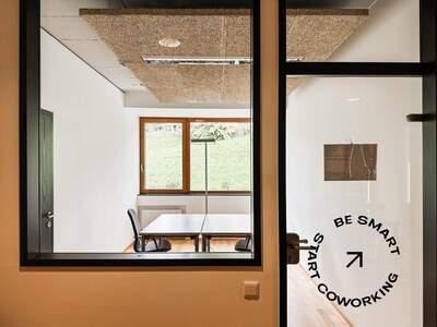 Gewerbeobjekt mieten in 6863 Egg