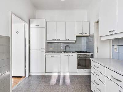 Altbauwohnung kaufen in 1130 Wien (Bild 3)