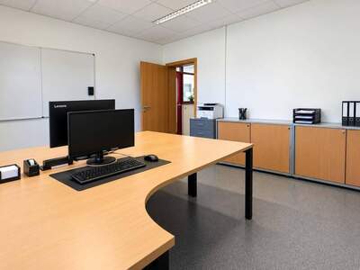 Gewerbeobjekt mieten in 3425 Langenlebarn