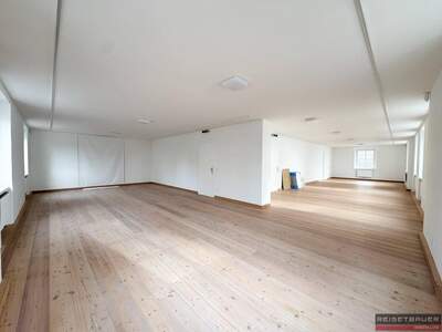 Gewerbeobjekt mieten in 4062 Kirchberg