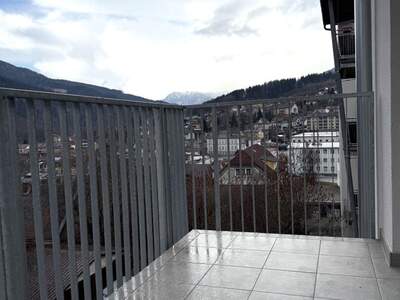 Altbauwohnung mit Balkon mieten in 8680 Mürzzuschlag (Bild 4)