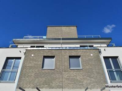 Mehrfamilienhaus kaufen in 2125 Neubau (Bild 1)