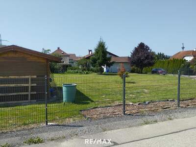 Grundstück kaufen in 4963 St. Peter