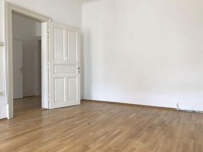 Altbauwohnung mit Balkon mieten in 8010 Graz (Bild 3)