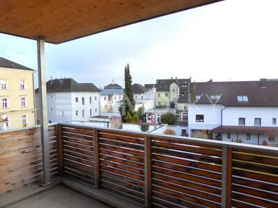 Etagenwohnung kaufen in 4650 Lambach