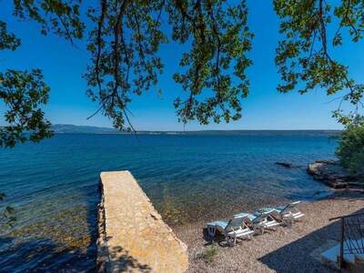Haus mit Garten kaufen in 23242 Posedarje (Bild 2)