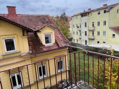 Altbauwohnung mit Balkon mieten in 8010 Graz (Bild 2)