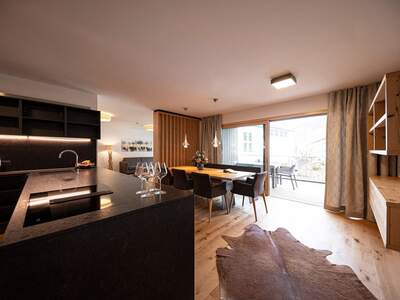 Terrassenwohnung kaufen in 5700 Zell am See (Bild 1)