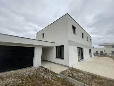 Haus mit Garten kaufen in 4943 Geinberg (Bild 1)