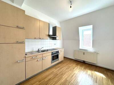 Altbauwohnung mit Balkon kaufen in 8020 Graz (Bild 3)
