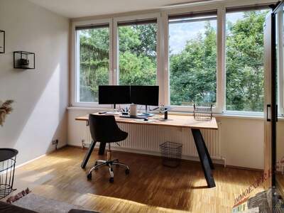 Wohnung mit Balkon kaufen in 2344 Maria Enzersdorf (Bild 1)
