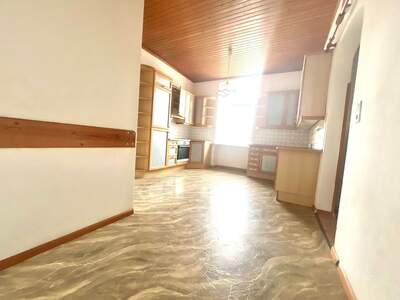 Altbauwohnung mieten in 2822 Bad Erlach (Bild 2)