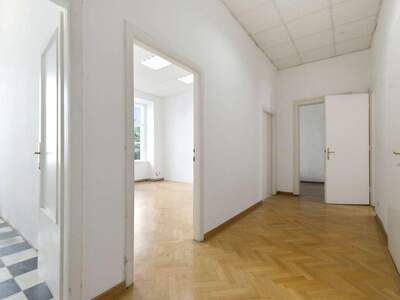 Altbauwohnung kaufen in 1070 Wien (Bild 4)