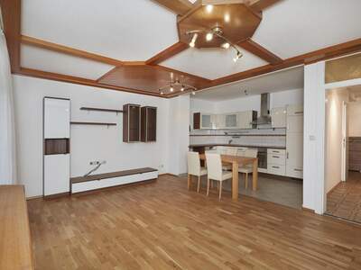 Etagenwohnung kaufen in 4040 Linz