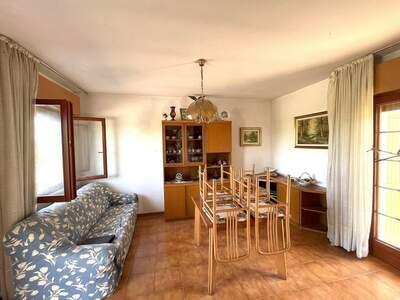 Haus kaufen in 33050 Pertegada (Bild 2)