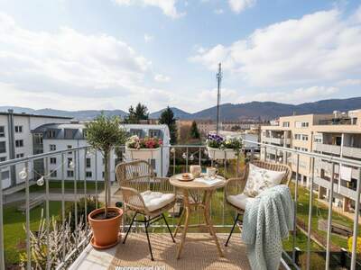 Altbauwohnung mit Balkon mieten in 8020 Graz (Bild 2)