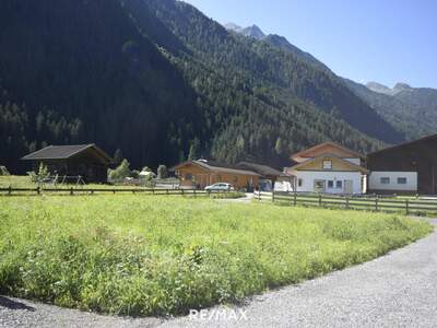 Grundstück kaufen in 6167 Neustift