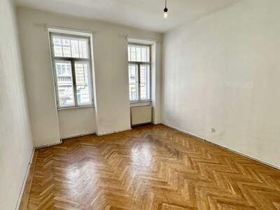 Altbauwohnung kaufen in 1150 Wien (Bild 2)