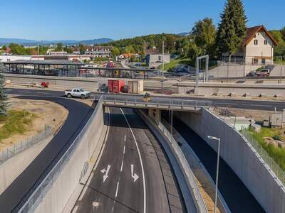 Gewerbeobjekt kaufen in 8074 Raaba