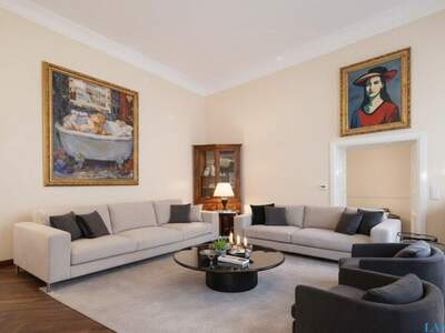 Altbauwohnung mit Balkon kaufen in 1090 Wien (Bild 1)