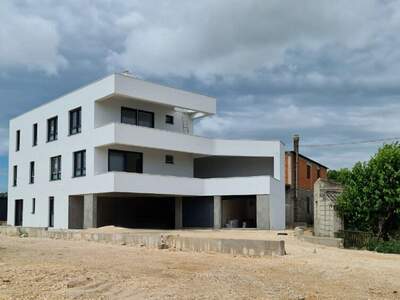 Eigentumswohnung in 23206 Sukošan (Bild 2)