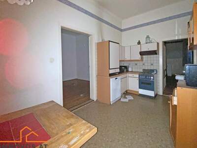 Altbauwohnung kaufen in 1100 Wien 10.