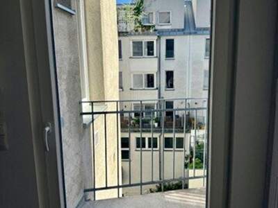 Altbauwohnung mit Balkon mieten in 1070 Wien (Bild 4)