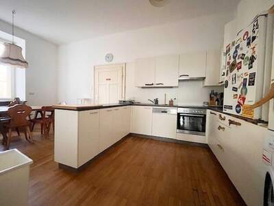 Altbauwohnung mieten in 8010 Graz (Bild 1)