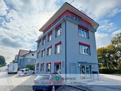 Bürozentrum mieten in 5071 Himmelreich