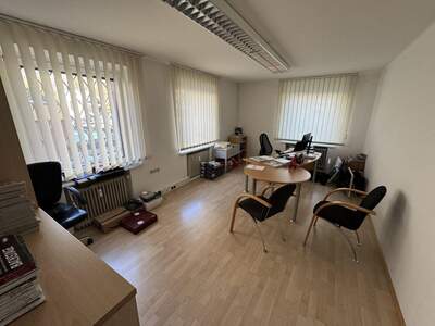 Gewerbeobjekt kaufen in 6410 Telfs (Bild 1)