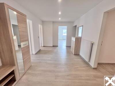 Wohnung mit Balkon kaufen in 5760 Saalfelden (Bild 2)