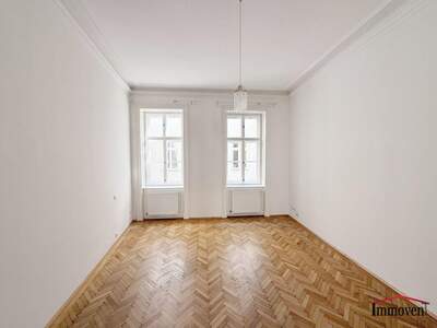 Altbauwohnung mit Balkon mieten in 1010 Wien (Bild 3)