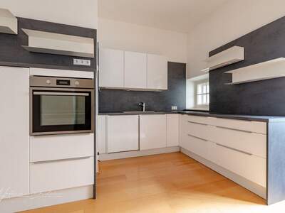 Altbauwohnung mieten in 8010 Graz (Bild 2)