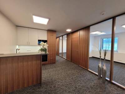 Gewerbeobjekt mieten in 4722 Peuerbach