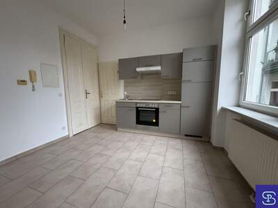 Altbauwohnung mieten in 1150 Wien (Bild 2)