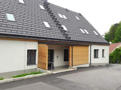 Wohnung mit Balkon mieten in 2534 Alland (Bild 1)