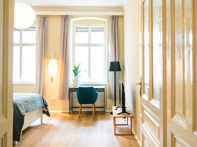 Altbauwohnung kaufen in 1150 Wien (Bild 1)